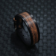 Load image into Gallery viewer, Retro Cattle Leather Bracelet Simple Men's Leather Ornament