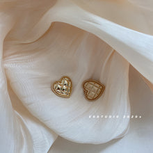 Load image into Gallery viewer, 5pcs/set Turtle Face Heart-Shaped Metal Buttons Alluvial Gold Bright Gold Heart-Shaped Hand Sewing Button Shirt Decorative Buttons