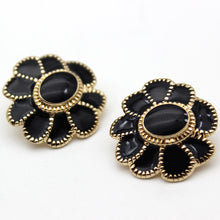 Load image into Gallery viewer, 5pcs/set Metal Button Rectangular Feel Button Point Oil Pearl Imitation Shell Coat Clip Clothing Decorative Button