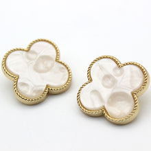 Load image into Gallery viewer, 5pcs/set Metal Button Rectangular Feel Button Point Oil Pearl Imitation Shell Coat Clip Clothing Decorative Button
