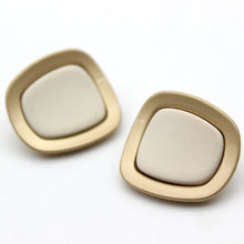 Load image into Gallery viewer, 5pcs/set Metal Button Rectangular Feel Button Point Oil Pearl Imitation Shell Coat Clip Clothing Decorative Button