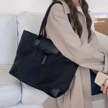 Load image into Gallery viewer, Casual Women Tote Bag Classic Large Capacity Shoulder Bag Nylon 2023 Fashion Lightweight Travel Handbag