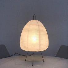 Load image into Gallery viewer, Japanse Rijstpapier Lantaarn Led Tafellamp Woonkamer Slaapkamer Bed Studie Hotel Homestay Art Creatieve Decor Statief Vloerlamp