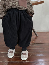 Load image into Gallery viewer, Kids Pants New Winter Children Velvet Leggings Boys Girls Baby Thick Warm Stripe Casual 2023 Vintage Pleated Versatile