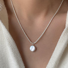 Load image into Gallery viewer, S925 Sterling Silver Baroque Freshwater Pearl Sparkling Ladies Clavicle Chain
