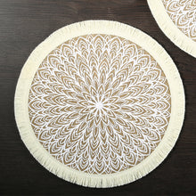 Load image into Gallery viewer, Round simple style natural color, evening placemat table mat coaster Japanese style, environmentally friendly fringed jute placemat