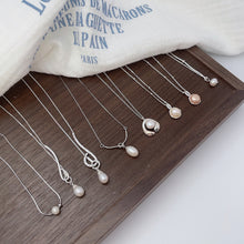 Load image into Gallery viewer, 925 Sterling Silver Natural Freshwater Pearl Necklace Ornament Women's Pendant Chain Clavicle Chain