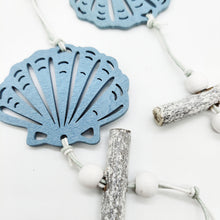 Load image into Gallery viewer, Blue Ocean Wooden Ornaments Creative Mediterranean Style Home Decoration Starfish Scallop Pendant