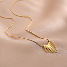 Load image into Gallery viewer, Fan-Shaped Tassel Pendant Necklace Clavicle Necklace