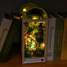 Load image into Gallery viewer, New Handmade DIY House Model Toy Creative Bookend Christmas Gift