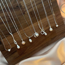 Load image into Gallery viewer, 925 Sterling Silver Natural Freshwater Pearl Necklace Ornament Women's Pendant Chain Clavicle Chain