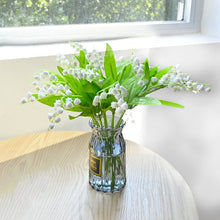Load image into Gallery viewer, 12PCs Simulation 6 Forks Campanula Bouquet Lily Fake Flower and Plastic Flower Home Ornamental Flower