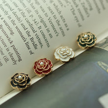 Load image into Gallery viewer, 5pcs/Set Pearl Camellia Buttons Black White Metal Buttons Suit Cardigan Decorative Buckle