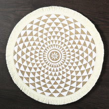 Load image into Gallery viewer, Round simple style natural color, evening placemat table mat coaster Japanese style, environmentally friendly fringed jute placemat