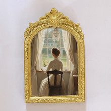 Load image into Gallery viewer, European Photo Frame Decoration Bedroom Decorative Photo Frame Golden Resin Photo Frame 6-Inch 7-Inch Wall Hanging Photo Frame