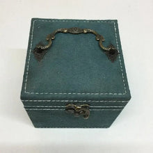 Load image into Gallery viewer, Portable Jewelry Box Large Capacity Three-layer Ring Storage Carrying Box High Qaulity Trendy Jewelry Display Box With Mirror
