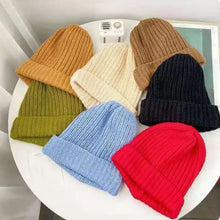 Load image into Gallery viewer, High Quality Multi Colors Knitted Beanies Solid Cute Woman/Men Female Beanie Caps Winter Autumn Hats Outdoor