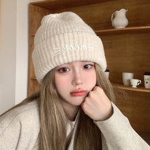 Load image into Gallery viewer, High Quality Multi Colors Knitted Beanies Solid Cute Woman/Men Female Beanie Caps Winter Autumn Hats Outdoor