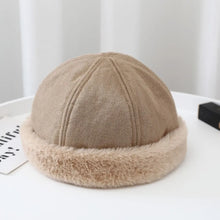 Load image into Gallery viewer, Cozy Versatile Winter Landlord Hats Retro Warm Melon Hat Thick Felt Hat Unisex