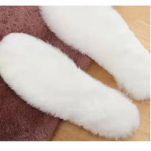 Load image into Gallery viewer, Warm Imitation Rabbit Fur Insoles Winter Warm Plush Men Women Insoles Soft Thick Winter Warm Insole Men's and Women's Insole