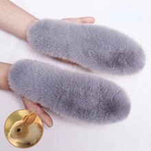 Load image into Gallery viewer, Warm Imitation Rabbit Fur Insoles Winter Warm Plush Men Women Insoles Soft Thick Winter Warm Insole Men's and Women's Insole