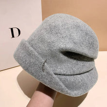 Load image into Gallery viewer, Women's Chain Decor Wool Slouchy Hat Autumn Winter Casual Warm Fisherman Cap Face Slimming Cold Weather Fashion Beanie Soft
