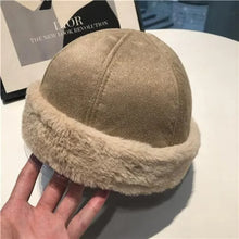 Load image into Gallery viewer, 1pc Mens Brimless Hat Winter Flannel Warm Rolled Cuff Docker Cap Fleece Harbour Beanie Hats Plush Landlord Hat for Cold Weather