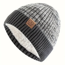 Load image into Gallery viewer, Men's sports knitted hat with CO UZZL 1978 faux leather patch - Navy blue and white striped winter hat