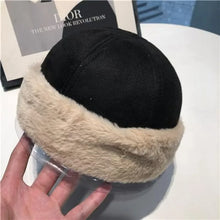 Load image into Gallery viewer, 1pc Mens Brimless Hat Winter Flannel Warm Rolled Cuff Docker Cap Fleece Harbour Beanie Hats Plush Landlord Hat for Cold Weather