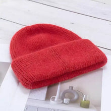 Load image into Gallery viewer, Men's and women's cold hats, winter hats, women's windproof pullover knitted hats, versatile and warm woolen hats