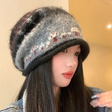 Load image into Gallery viewer, New Keep Warm Knitted Cold Hat Thickened Woolen Hat Women Cap Winter