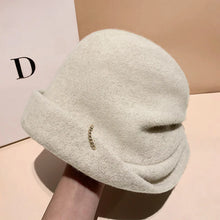 Load image into Gallery viewer, Women's Chain Decor Wool Slouchy Hat Autumn Winter Casual Warm Fisherman Cap Face Slimming Cold Weather Fashion Beanie Soft