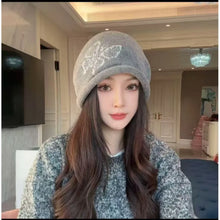 Load image into Gallery viewer, Fashion Butterfly Pattern Knitted Woolen Hat Thickened Windproof Cover Head Cap Keep Warm Cold-proof Drawstring Beanie Cap Women