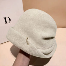 Load image into Gallery viewer, Women's Chain Decor Wool Slouchy Hat Autumn Winter Casual Warm Fisherman Cap Face Slimming Cold Weather Fashion Beanie Soft
