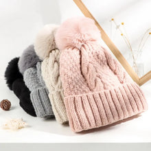 Load image into Gallery viewer, Knitted Hat Thickened Winter Warm Hat Stylish Beanie Hats Casual Outdoor Knitted Cap