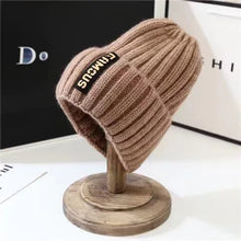 Load image into Gallery viewer, Winter hat, men's and women's versatile fashion long label woolen hat, warm ear protection, toe cover, knitted hat