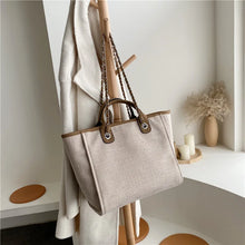 Load image into Gallery viewer, Women's bag Large capacity bag,trendy women,versatile small crowd, shoulder bag,luxury designer handbag,bags for women