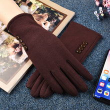 Load image into Gallery viewer, Classic Women's Non-Inverted Velvet Four-Button Velvet Thickened Cycling Touch Screen Warm Gloves