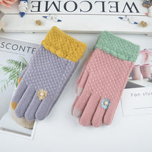 Load image into Gallery viewer, Jacquard Gloves Winter Touch Screen Thermal Knitting Gloves Outdoor Fashion Cold-Proof Gloves