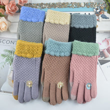Load image into Gallery viewer, Jacquard Gloves Winter Touch Screen Thermal Knitting Gloves Outdoor Fashion Cold-Proof Gloves