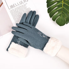 Load image into Gallery viewer, Dehaired Angora Gloves Fleece Lined Padded Warm Keeping Gloves Cycling and Driving Touch Screen Gloves for Women