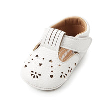 Load image into Gallery viewer, New Collection Baby Girls First Step Shoes Baby Moccasins Soft Bottom Antiskid Toddler Baby Shoes Girls Shoes