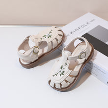 Load image into Gallery viewer, Sweet Princess Sandals Summer New Covered Toe Embroidered French Style Baby Girls Simple Flat Casual Dress Shoes