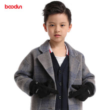 Load image into Gallery viewer, Children's Riding Gloves Outdoor Male and Female Baby Touch Screen Non-Slip Wear-Resistant Warm Gloves