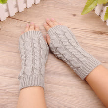 Load image into Gallery viewer, Korean Winter Women's Wool Half Finger Gloves Twist Knitted Warm Couple Riding