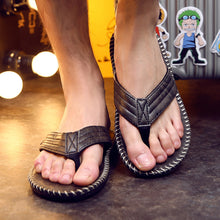 Load image into Gallery viewer, European and American Fashion Men's Flip Flops Summer PU Leather British Style Sandals Flip-Flops Slip-on Platform Flat-Heeled Beach Shoes