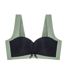 Load image into Gallery viewer, Flarixa Latex Underwear Seamless Plus Size Women's Underwear Invisible Push Up Sports Bra Without Bones Low Cut Sexy Lingerie5XL