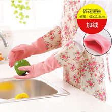 Load image into Gallery viewer, Rubber Gloves Kitchen Waterproof Gloves Cleaning Household Gloves Winter Warm Dishwashing Gloves