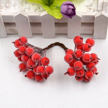 Load image into Gallery viewer, 40pcs Mini Artificial Flower Fruit Foam Berry Christmas Decoration Bouquet For Wedding Home Decor DIY Scrapbooking Bacca Wreath