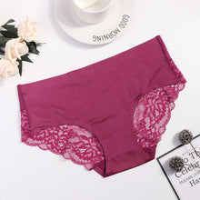 Load image into Gallery viewer, Sexy Lace Underpants Non-Trace Underwear Thin And Light Breathable Ice Silk Briefs Exquisite Panties